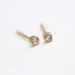 Load image into Gallery viewer, Signature Solid 18k Gold Floral Diamond Stud Earring
