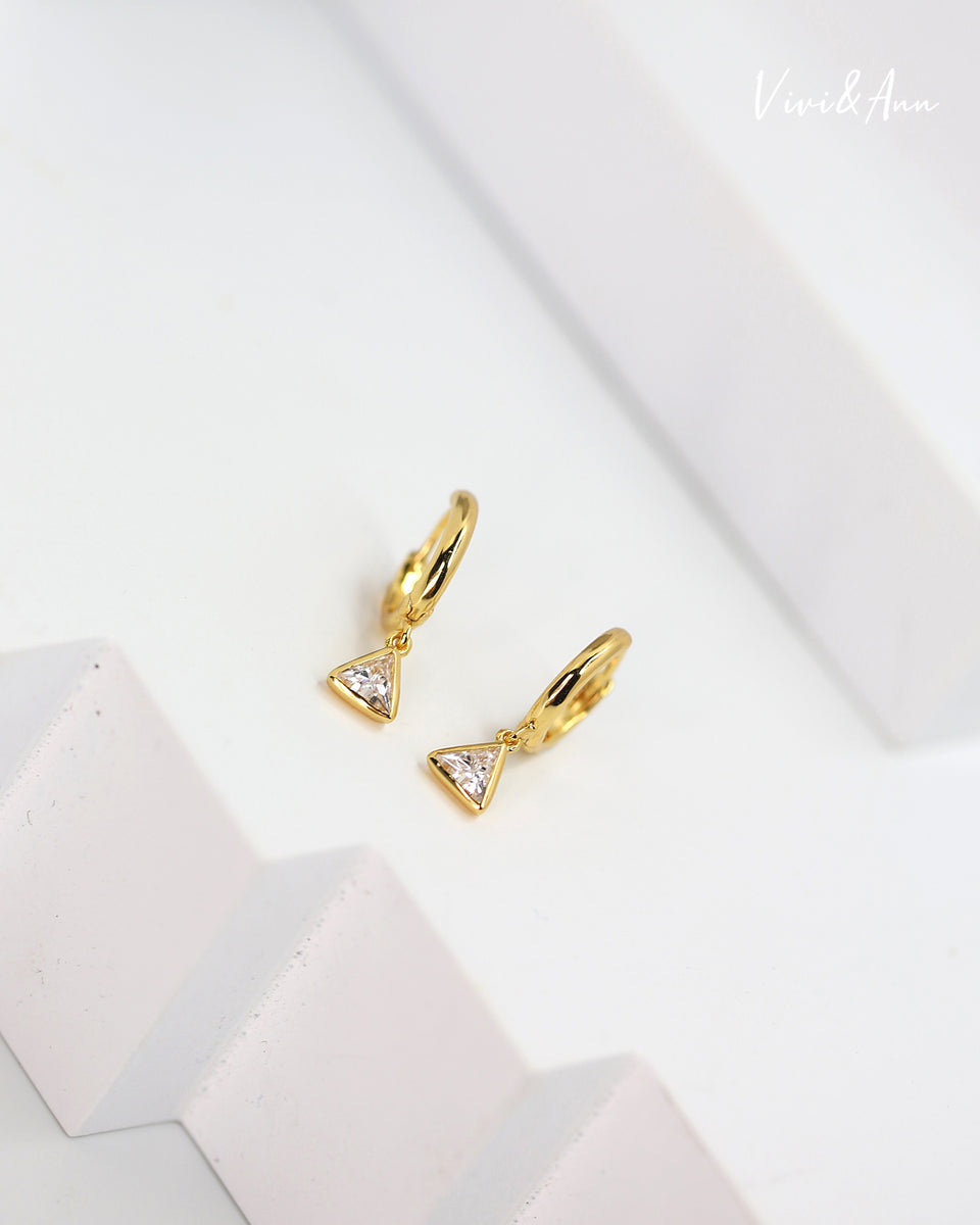 Bezel Drop 0.25CT Triangular CZ Diamond Huggie Hoop Earrings 18k gold