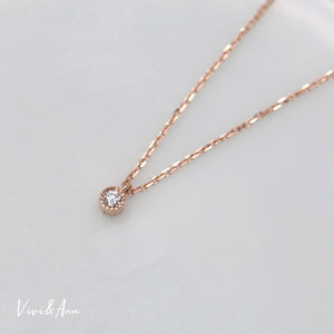 Signature Solid 18k Gold Floral Diamond Necklace