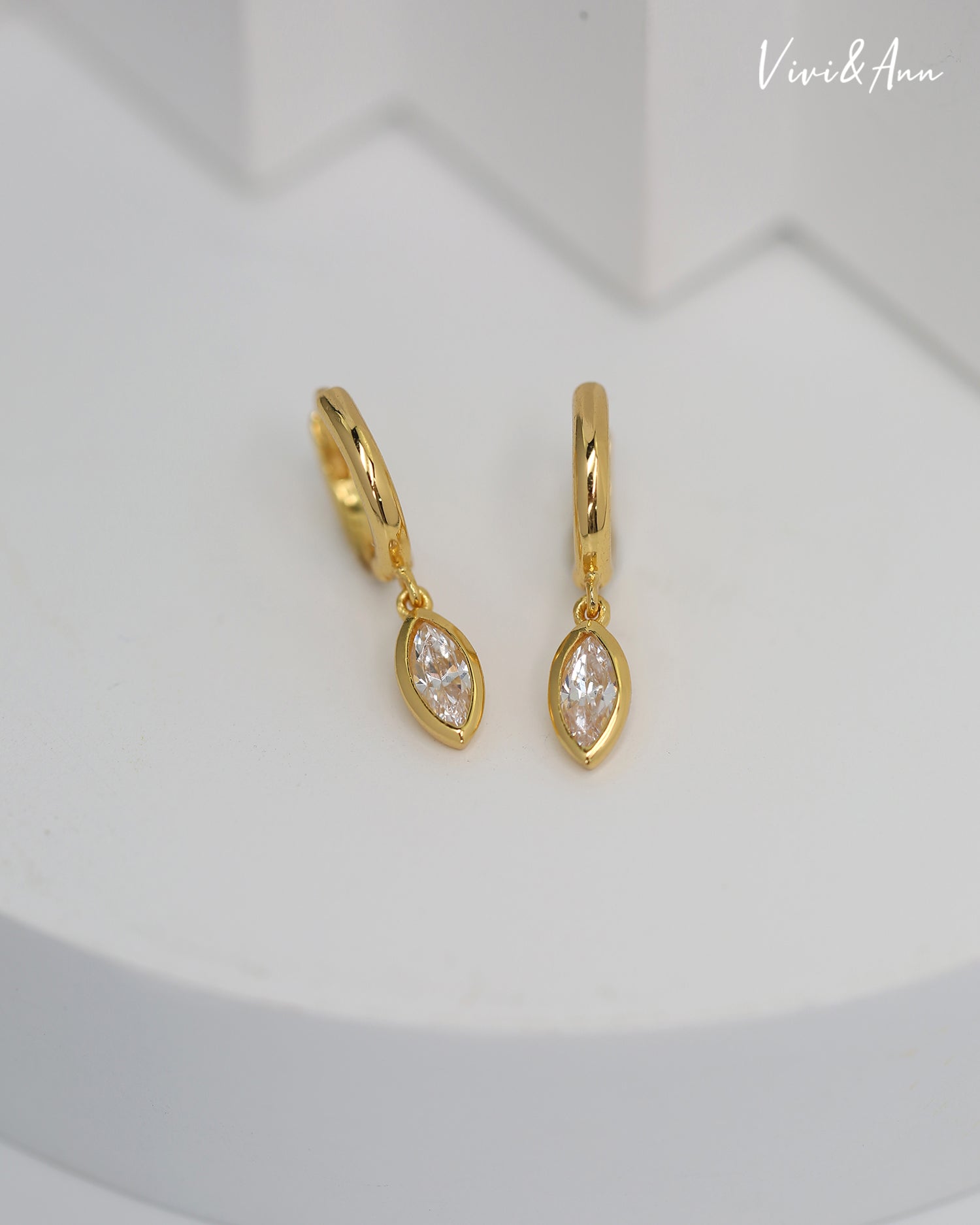 Bezel Drop 0.25CT Marquise CZ Diamond Huggie Hoop Earrings 18k gold plated Sterling Silver