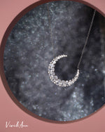 Load image into Gallery viewer, Victorian Crescent Moon Style Necklace
