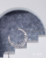 Load image into Gallery viewer, Victorian Crescent Moon Style Necklace
