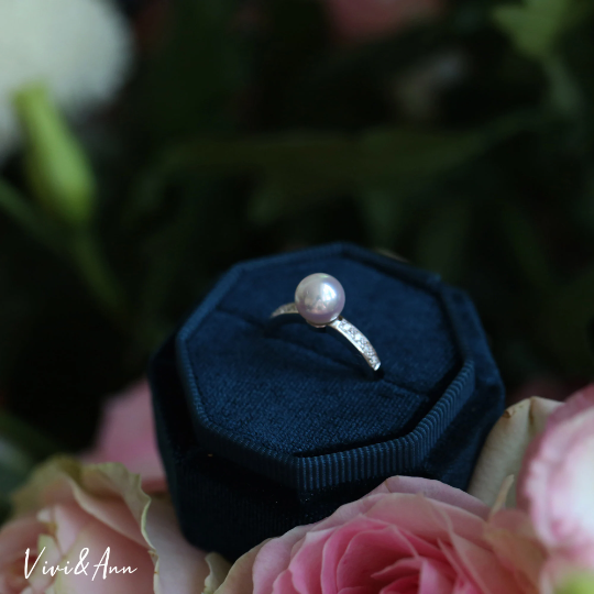Made to Order - Solid 18K Gold Premier Akoya Pearl Diamond Ring