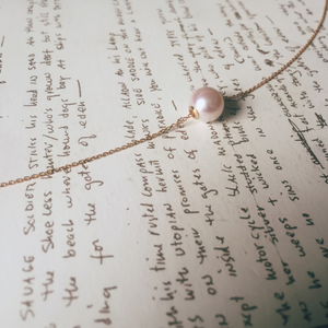 Single Akoya pearl necklace